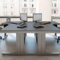 DESIGN 2000 UNIVERSAL WORKSTATION (2)